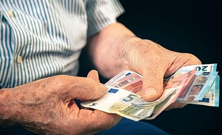 Συντάξεις Αυγούστου - Σεπτεμβρίου: Οι ημερομηνίες πληρωμής