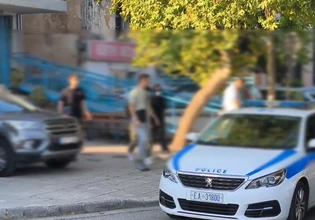 Πετράλωνα: Στα δικαστήρια της Ευελπίδων οι 5 συλληφθέντες για την κατάρρευση της πολυκατοικίας