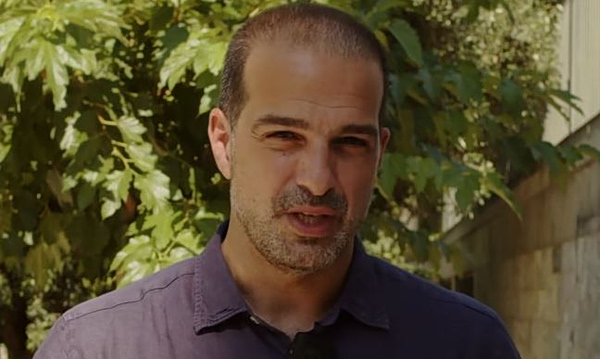 Σακελλαρίδης για βία ανηλίκων: «Το ερώτημα δεν είναι ποιος κρατούσε το μαχαίρι, αλλά τι όπλισε το χέρι»