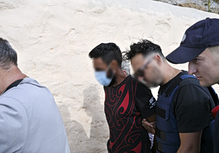 Σύρος: Ιατροδικαστική εξέταση, τηλεφωνικές επικοινωνίες και κάμερες ασφαλείας θα ρίξουν «φως» στην υπόθεση