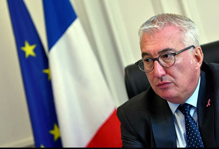Γαλλία: Δήμαρχος φυγαδεύτηκε από την αστυνομία γιατί τον απειλούσε η μεγαλύτερη συμμορία διακίνησης ναρκωτικών