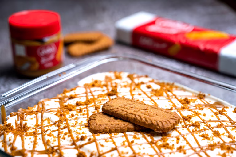 «Αν μπορούσα, θα κάπνιζα τα Biscoff» – Πώς ένα μικρό, βελγικό μπισκότο έγινε φαινόμενο στα κοινωνικά δίκτυα