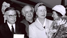 «Αναμνήσεις μιας καθωσπρέπει κόρης» -Αποσπάσματα από το βιβλίο της Σιμόν ντε Μπoβουάρ