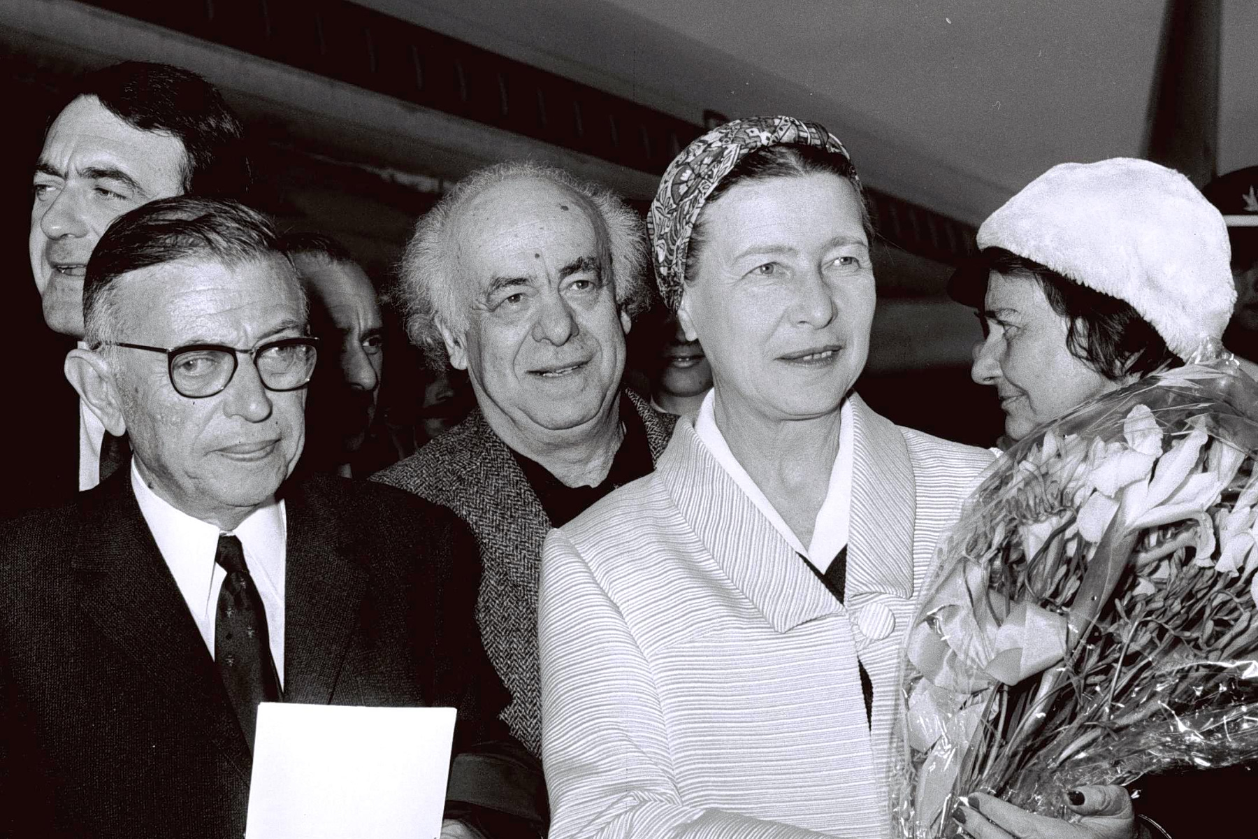 «Αναμνήσεις μιας καθωσπρέπει κόρης» -Αποσπάσματα από το βιβλίο της Σιμόν ντε Μπoβουάρ