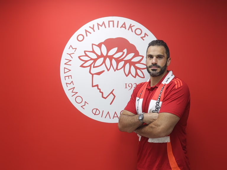Σπουδαία κίνηση ο Ολυμπιακός: Ανακοίνωσε τον Καρίμ Εντάουι