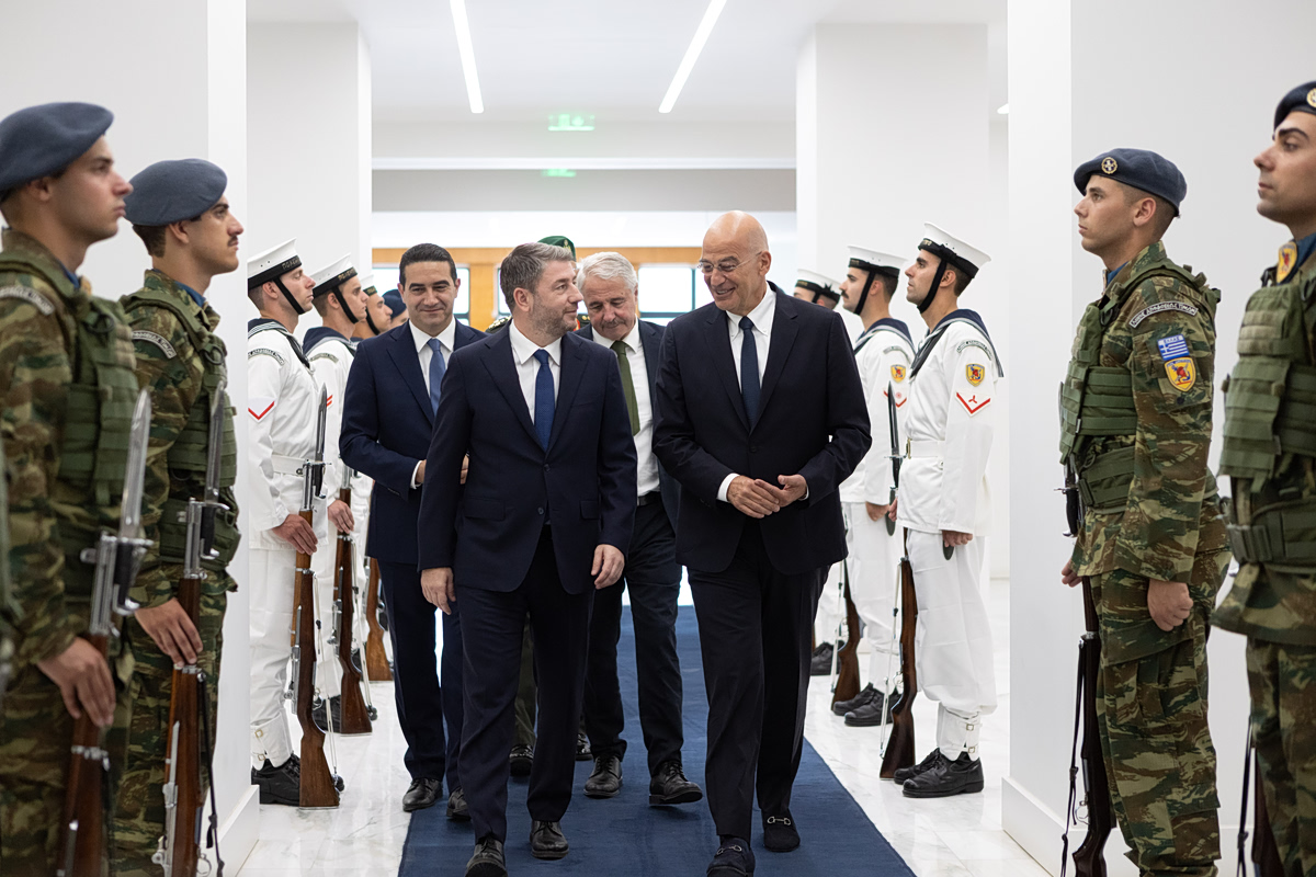 Ανδρουλάκης: Ο εκάστοτε ένοικος του Μαξίμου οφείλει να υπερασπίζεται τα κυριαρχικά μας δικαιώματα – Συναντήσεις με Γεραπετρίτη και Δένδια