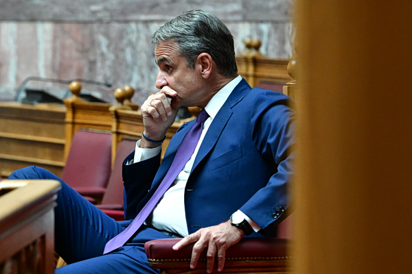 Κυρ. Μητσοτάκης: Αναδίπλωση για το ασυμβίβαστο υπουργού–βουλευτή – Πώς μπήκε στο «συρτάρι» η πρόταση