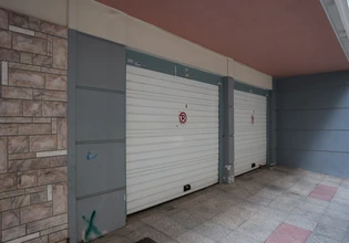 Πειραιάς: Θρήνος για το ζευγάρι που βρέθηκε νεκρό σε γκαράζ – «Το κορίτσι μου το έχασα» φώναζε η μητέρα της 24χρονης