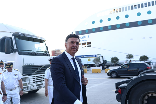 Κικίλιας για Ραφήνα: Πάνω απ’ όλα η ασφάλεια – Μετά το καλοκαίρι διαβούλευση για το μέλλον του λιμανιού