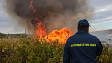 Σε αυξημένη επιφυλακή η Πυροσβεστική την Κυριακή – Υψηλός κίνδυνος πυρκαγιάς σε 14 περιοχές
