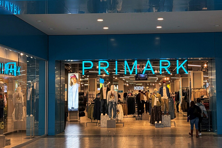 Primark: Μειώνει τις τιμές για να απαντήσει σε Shein και Temu