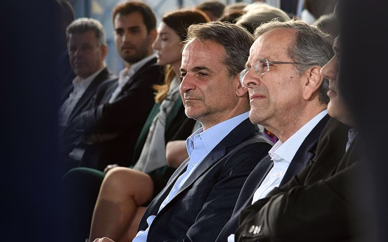 The Expla-in Project | Η αμήχανη γραμμή άμυνας του Μαξίμου απέναντι στον Σαμαρά