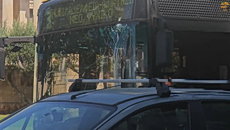 Βίντεο-ντοκουμέντο από τη στιγμή της σύγκρουσης του λεωφορείου με το τρόλεϊ στην Πανεπιστημίου