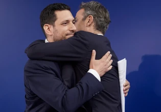Ρώσοι φαρσέρ βγάζουν στον τάκο τον Ντόκο των αρίστων και ο Κυρανάκης τώρα πώς να πει ότι είναι ο Τσίπρας πίσω από την υβριδική απειλή