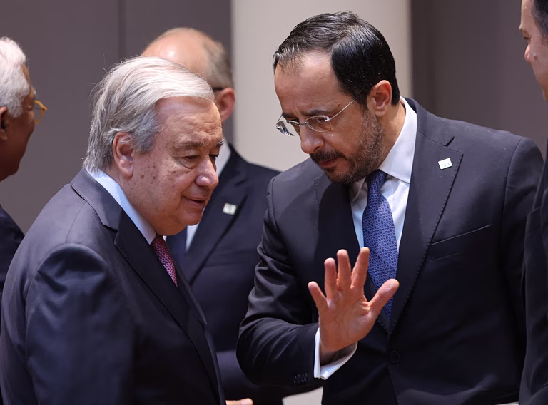 Ο Γκουτέρες θα προσπαθήσει να στρώσει το τελευταίο τραπέζι της θητείας του για το Κυπριακό