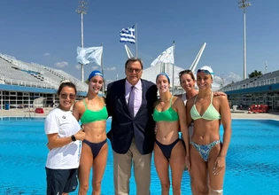 Οι τρίδυμες αδελφές Αλεξανδρή θα αγωνίζονται πλέον στην καλλιτεχνική κολύμβηση με το ελληνικό εθνόσημο