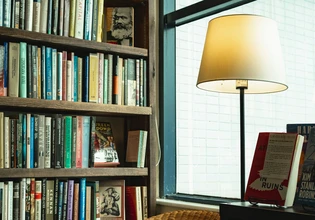 Χονγκ Κονγκ: Το σλόγκαν «είμαι υπάλληλος βιβλιοπωλείου» έγινε viral