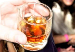 Αλεξανδρούπολη: Νεκρή 16χρονη που νοσηλευόταν στο νοσοκομείο μετά από κατανάλωση αλκοόλ