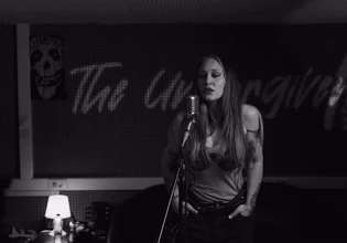 Η Πηνελόπη Αναστασοπούλου διασκεύασε το Unforgiven II και οι Metallica ενθουσιάστηκαν
