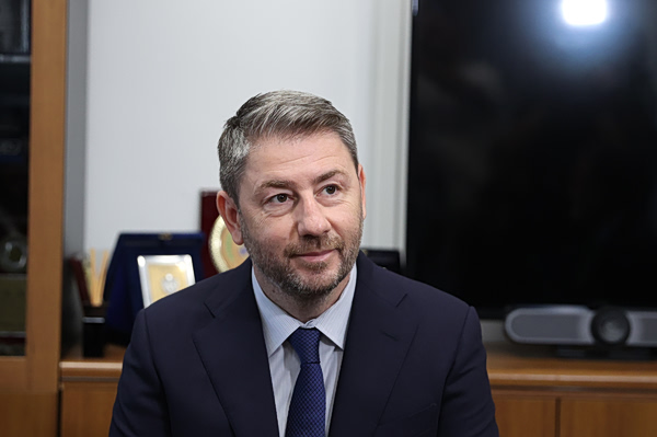 ΠΑΣΟΚ: Οι 17 παρεμβάσεις για συντάξεις και ασφαλιστικό που θα παρουσιάσει ο Ανδρουλάκης – Επανέρχεται η 13η Σύνταξη