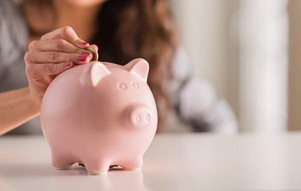 Kι όμως η Gen Z αποταμιεύει… αλλά για διακοπές
