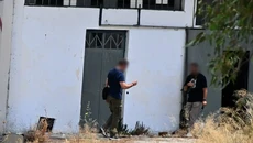 Άργος: Άλλοι τρεις κάλυκες εντοπίστηκαν στο σημείο των πυροβολισμών – Αναβαθμίζεται η κατηγορία για τους αστυνομικούς
