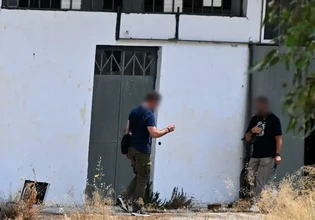 Άργος: Άλλοι τρεις κάλυκες εντοπίστηκαν στο σημείο των πυροβολισμών – Αναβαθμίζεται η κατηγορία για τους αστυνομικούς