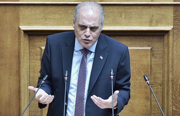 «Λαγός» του Μητσοτάκη ο Βελόπουλος: Kατέθεσε μήνυση στον ΑΠ για τις δηλώσεις Γεωργιάδη περί χρηματισμού Τσίπρα