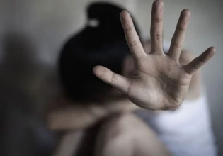 Σοκ στη Θεσσαλονίκη: 66χρονος βίασε τη σύντροφό του μέσα στο διαμέρισμα της