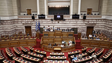Στην ολομέλεια της Βουλής συζητείται η αναθεώρηση του Συντάγματος – Η διαδικασία