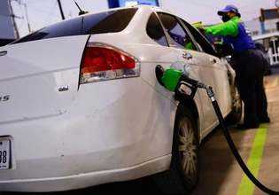 Fuel Prices Drop Until the End of August For Both Gas And Diesel