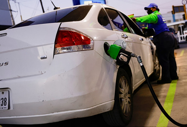 Fuel Prices Drop Until the End of August For Both Gas And Diesel