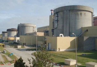 H Ρουμανία κλείνει πυρηνικό αντιδραστήρα για προληπτικούς λόγους καθώς έχει πέσει η στάθμη του Δούναβη