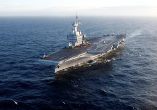 Ιράν: Το αεροπλανοφόρο Charles-De-Gaulle αναχώρησε από τη Μέση Ανατολή και επιστρέφει στην Τουλόν