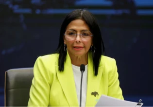 Βενεζουέλα: Η υπηρεσιακή πρόεδρος Ροντρίγκες αντικατέστησε τον υπουργό Εξωτερικών