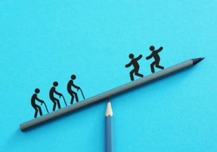 Greece’s Demographic Warning: Deaths Far Outpace Births