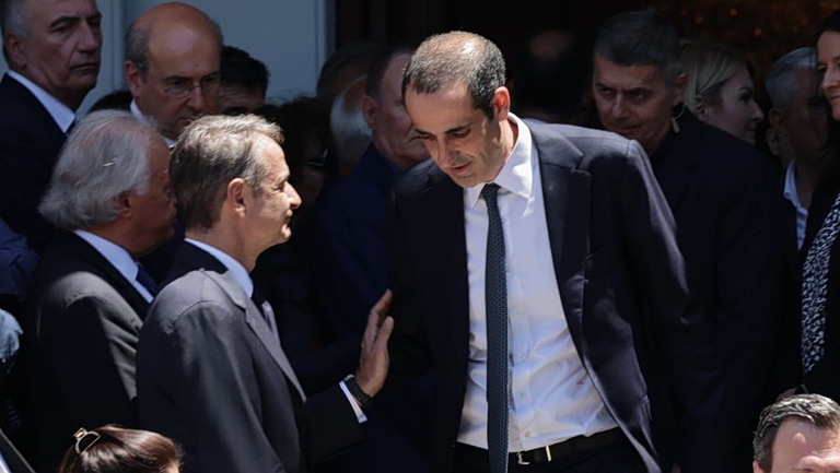 «Οσιομάρτυρας» για τις υποκλοπές, «Όσιος Γρηγόριος» για φίλους που τους έκανε λαμπερούς (Bright) με κρατικό χρήμα, ωφελώντας και μελλοντικούς πεθερούς