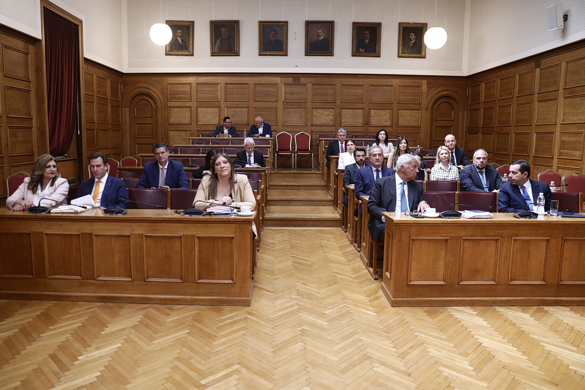 Έπεσε και το τελευταίο φύλλο συκής: Πραξικοπηματικό «όχι» της πλειοψηφίας για κλήση στην επιτροπή Θεσμών των Δημητριάδη και Ντίλιαν
