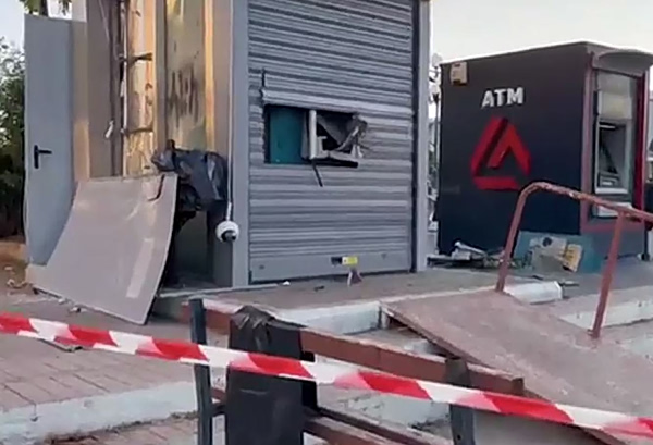 Συνελήφθη αρχηγικό μέλος συμμορίας που έκλεβε οχήματα και ανατίναζε ΑΤΜ – Είχαν πυροβολήσει αστυνομικούς στην Αργολίδα