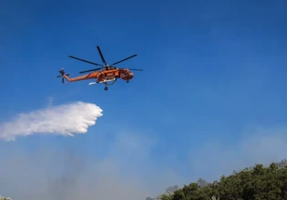 Φωτιά ξέσπασε στην Ιεράπετρα, κοντά στο Φράγμα Μπραμιανών