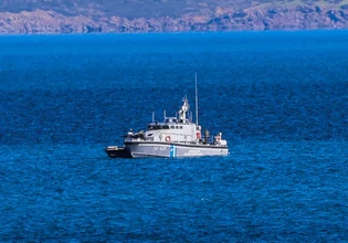 Σάμος: Ένας νεκρός και 35 διασωθέντες μετανάστες – Ολοκληρώθηκε η επιχείρηση του Λιμενικού