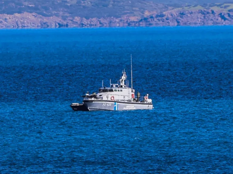 Σάμος: Ένας νεκρός και 35 διασωθέντες μετανάστες – Ολοκληρώθηκε η επιχείρηση του Λιμενικού