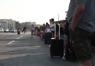 Καύσιμα: Κορυφώνεται η έξοδος των αδειούχων με την τιμή της βενζίνης να «καίει»