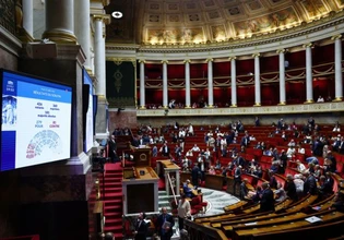 Γαλλία: Ποινή ισόβιας κάθειρξης για τους κατά συρροή βιαστές ανηλίκων κάτω των 15 ετών
