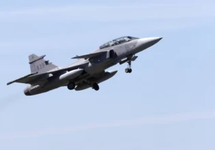 Η Ουκρανία υπογράφει σύμβαση με τη Σουηδία για την αγορά 16 μαχητικών αεροσκαφών Gripen E