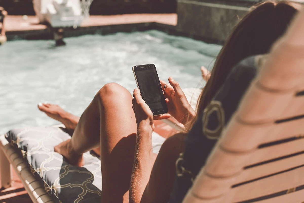 Scrolling, αυτή η μάστιγα: Τέσσερις τρόποι να το περιορίσουμε