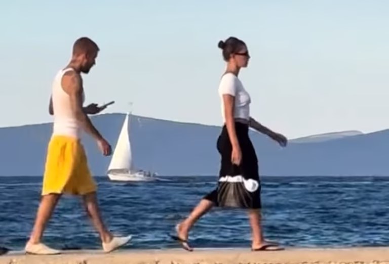 Οι Τζάστιν Μπίμπερ και Χέιλι συνεχίζουν τις διακοπές τους στην Ελλάδα