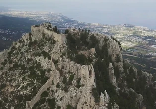 Γεώργιος Κατσάνης: Φωνή χαμένη που έρχεται και ξανάρχεται