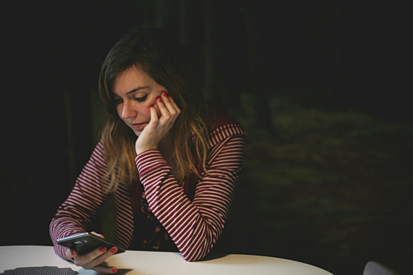 Parasocial breakup: Το τέλος της «σχέσης» μας με ένα influencer θυμίζει χωρισμό;