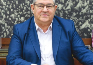 Κουτσούμπας στο Tik Tok: Το μέλλον δε γράφεται στις βάσεις, γράφεται όταν αρνείσαι τους «κόφτες» στα όνειρά σου